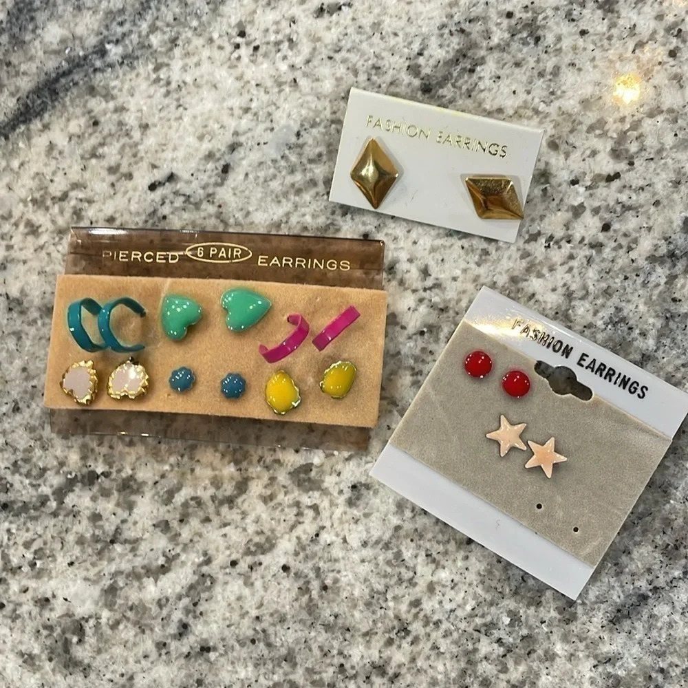 Vintage 9 pairs of costume jewelry stud 80s earrings never worn